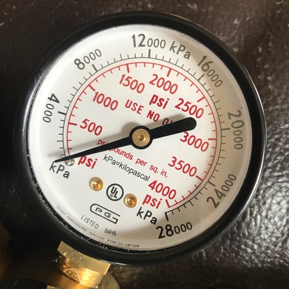 Hobart Compressed Gas Regulator - Picture 5 of 6